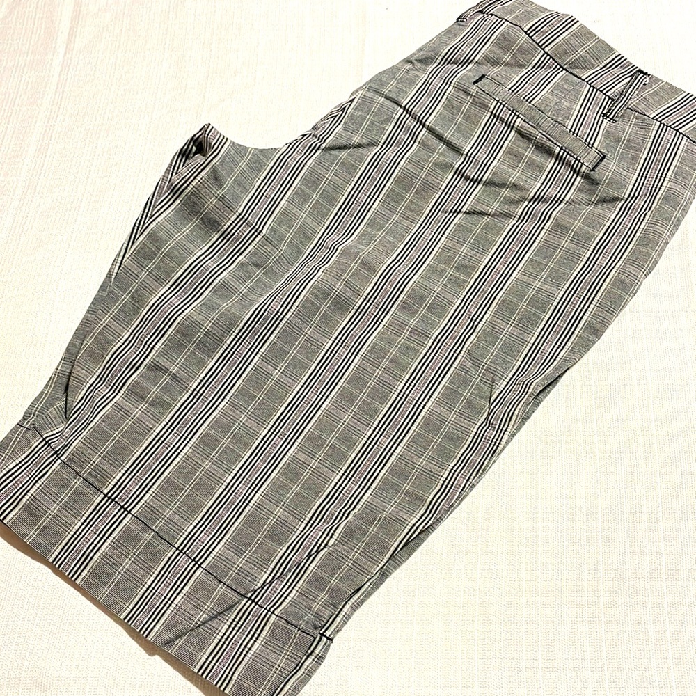 Manhattan Chino New York & Co. Black, White and Purple Plaid Shorts